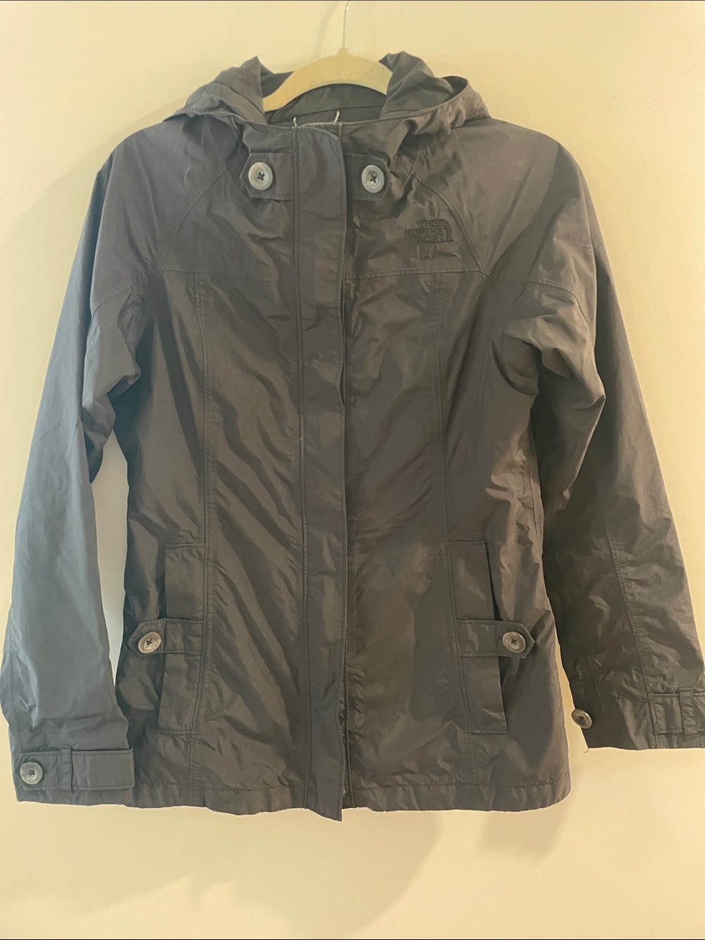 The North Face Women's Hooded Shell Jacket - Charcoal Black